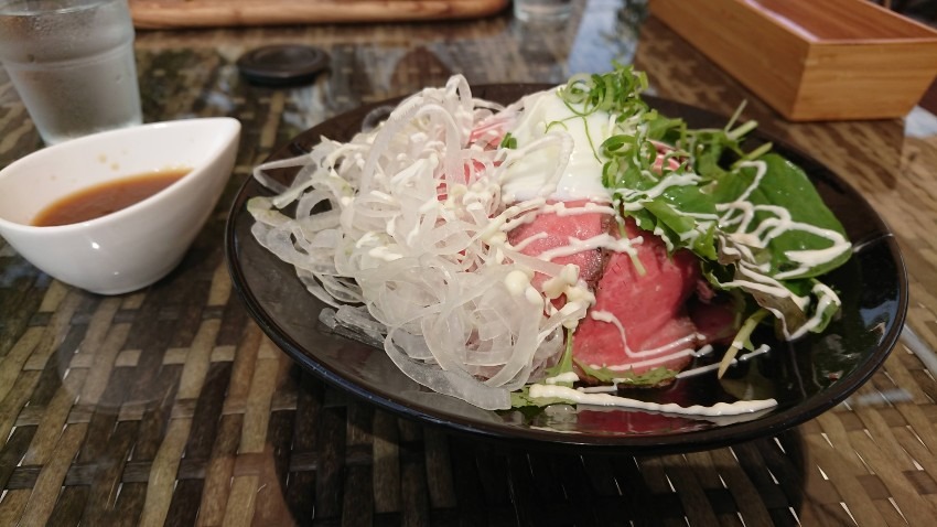 三木のペンギンのいるカフェ