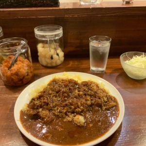 カレーご飯の量多め