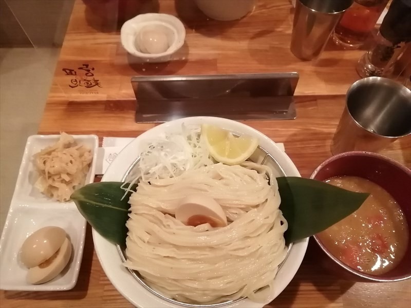 一番人気の麺「小麦の大吟醸」を食べてみた。「帰ってきた宮田麺児」＠心斎橋　
