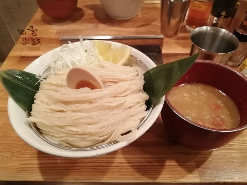 一番人気の麺「小麦の大吟醸」を食べてみた。「帰ってきた宮田麺児」＠心斎橋　