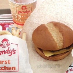 Wendy’s First Kitchen | ハッピータイムセットは600円！ダブルスタックを食べてみた