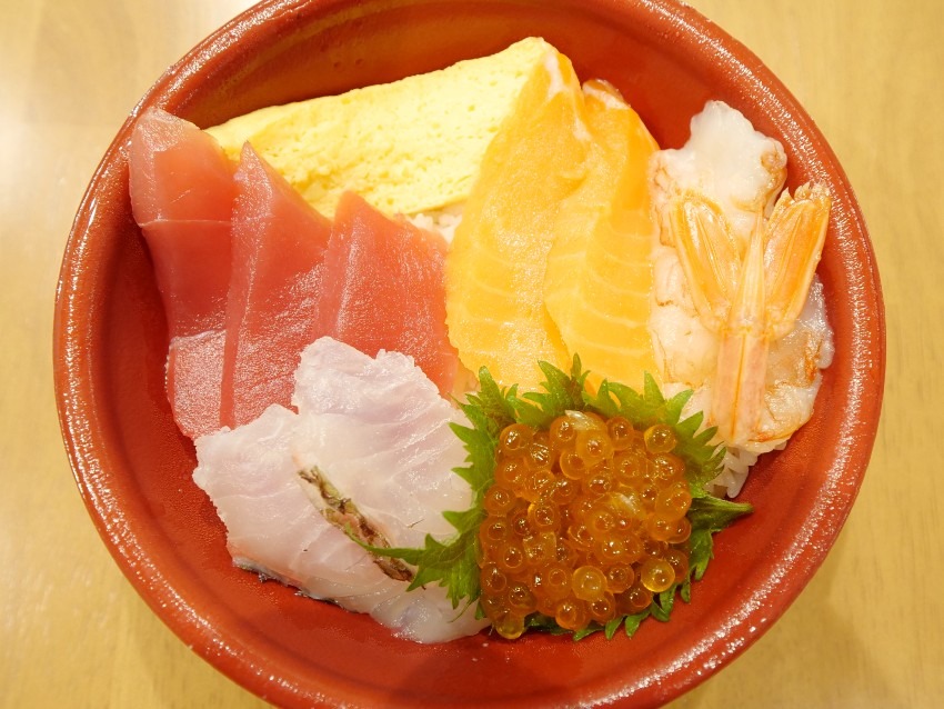 【ららぽーと甲子園】のはま寿司でテイクアウト【特上5種の海鮮丼】を注文してみたよ