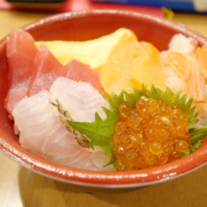 【ららぽーと甲子園】のはま寿司でテイクアウト【特上5種の海鮮丼】を注文してみたよ