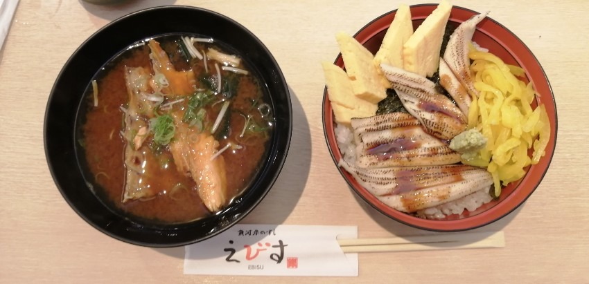 【驚愕】魚河岸のすし　えびす　西代店の海鮮丼はコスパ最強！