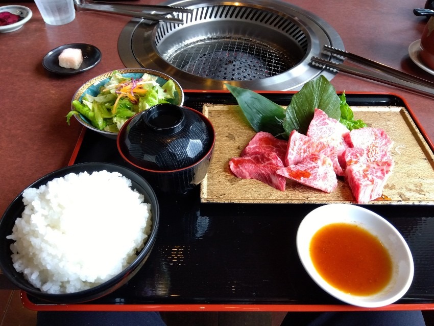 三田で人気の焼き肉ランチ♪　～焼き肉レストラン　ひまわり～