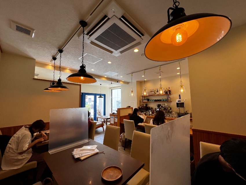 【素敵なカフェ】JR六甲道近く　cafe de assisted　カフェ　ドゥ　アシェット