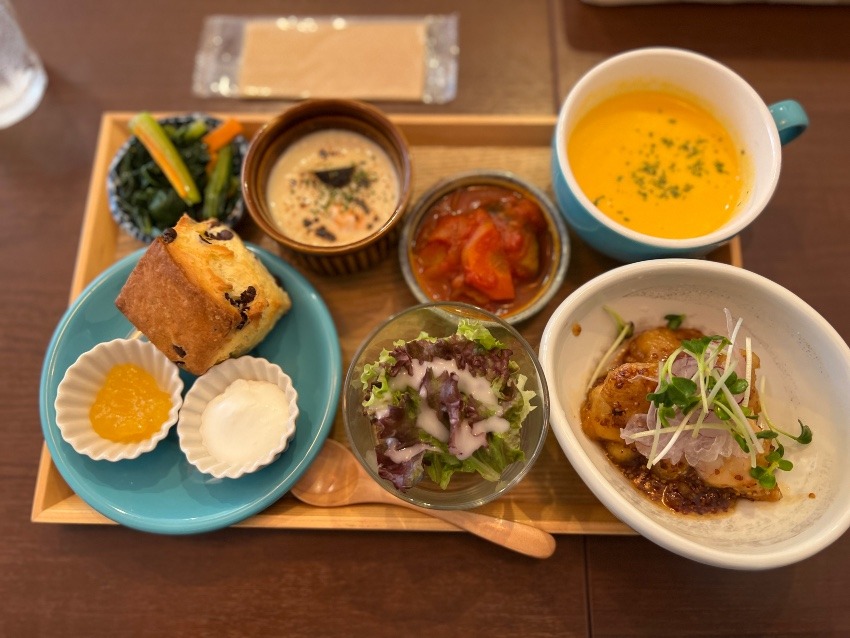 【素敵なカフェ】JR六甲道近く　cafe de assisted　カフェ　ドゥ　アシェット