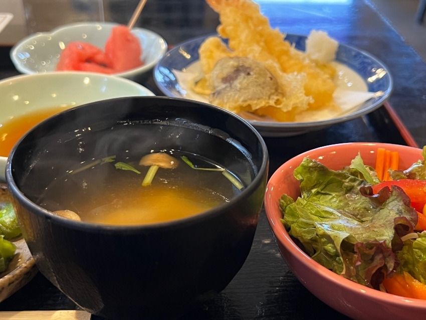 【お得】神戸市　板宿駅近く　多彩すぎるお昼の定食