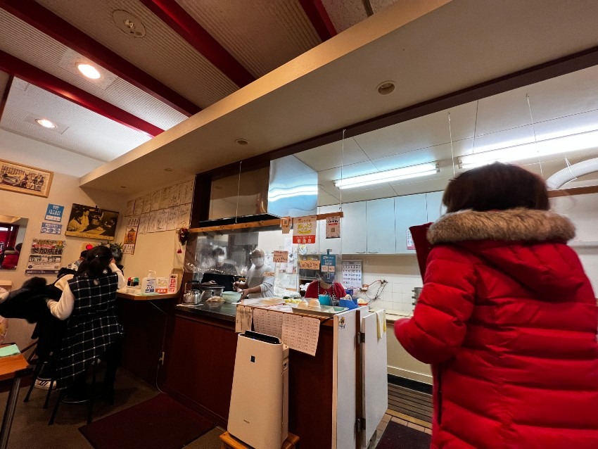 テイクアウトで気軽に食べれる豚饅頭【神戸　元町商店街】