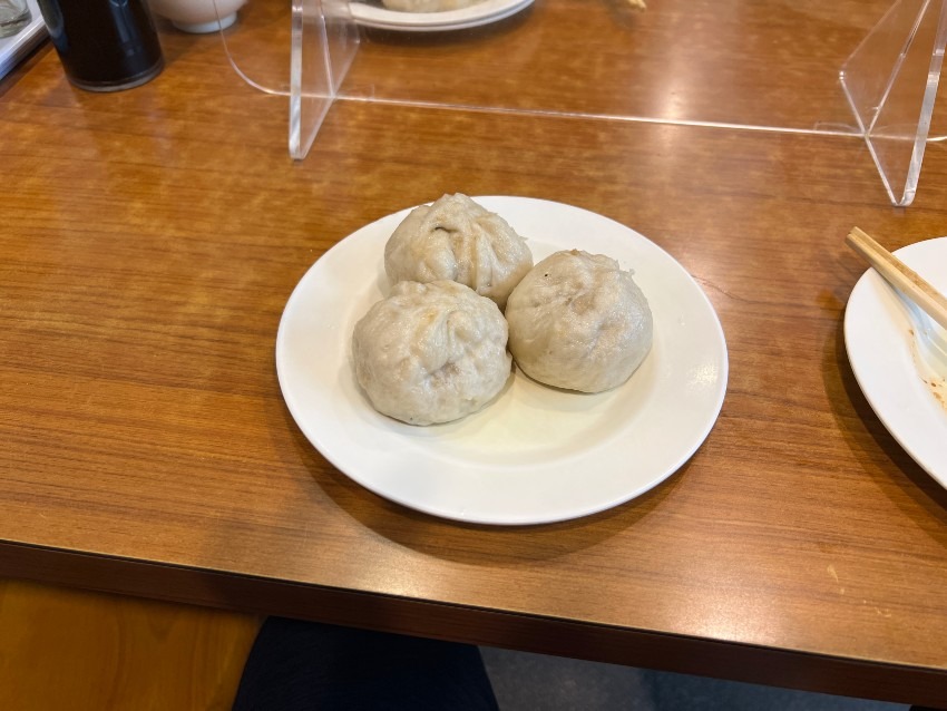 テイクアウトで気軽に食べれる豚饅頭【神戸　元町商店街】