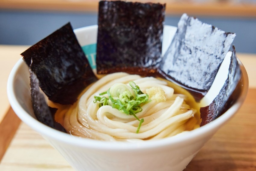 渚のうどん　明るく楽しく