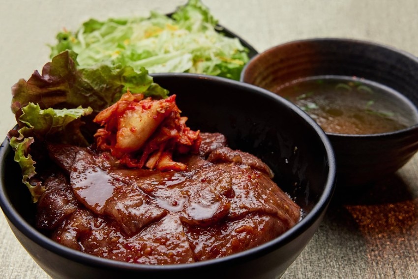 焼肉丼　十番