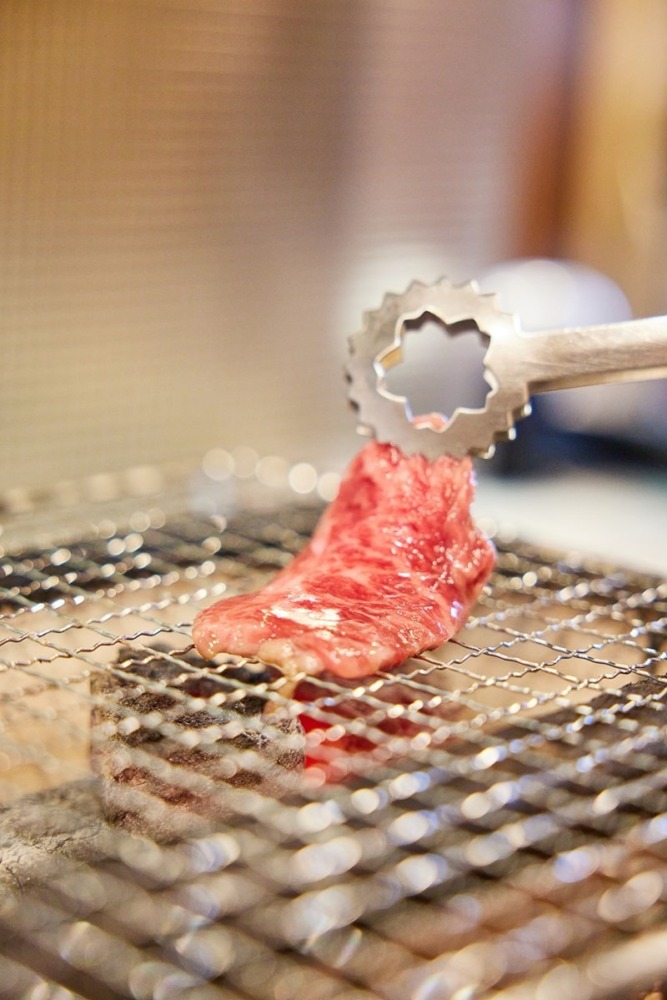 炭火七輪 十壱屋(焼肉ホルモン)