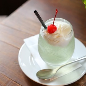 カフェ「つげの木」