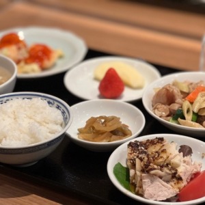 大丸神戸店にある群愛飯店　飲茶グルメランチ🍤🍵