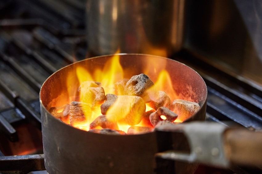 炭火七輪 十壱屋(焼肉ホルモン)