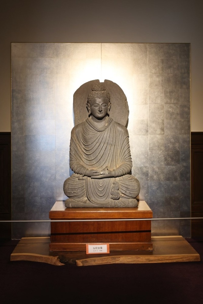 山手八番館