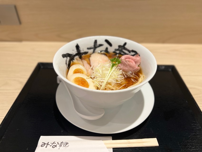 みな麺 マリンピア神戸店