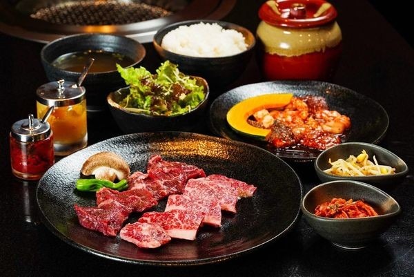 焼肉　神戸十番