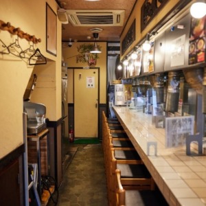 炭火七輪 十壱屋(焼肉ホルモン)