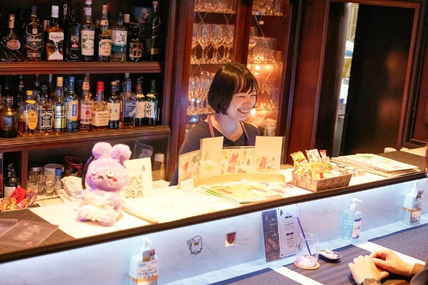 やみとカフェ＆バー
