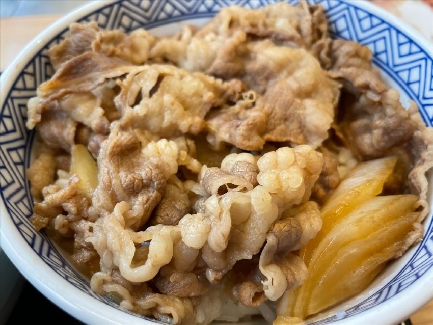 【吉野家】新メニュー？ねぎラー油牛丼を食べたよ　505円