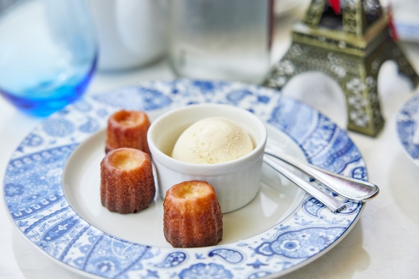 Bistrot Cafe de Paris ビストロカフェ・ド・パリ