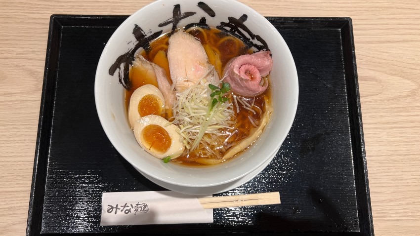 みな麺 マリンピア神戸店