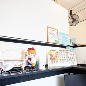 クレープをアイスるんです【クレープ　夜アイス　夜パフェ専門店】JR須磨店