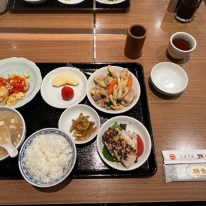 大丸神戸店にある群愛飯店　飲茶グルメランチ🍤🍵
