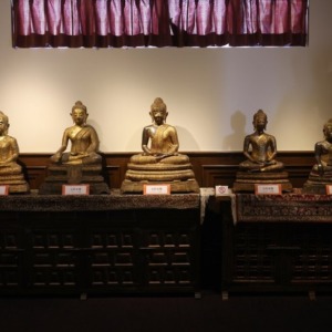山手八番館