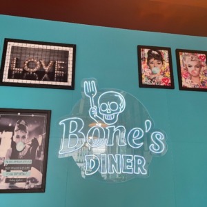 Bone’s DINER