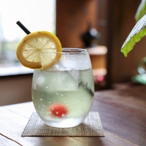 カフェ「つげの木」
